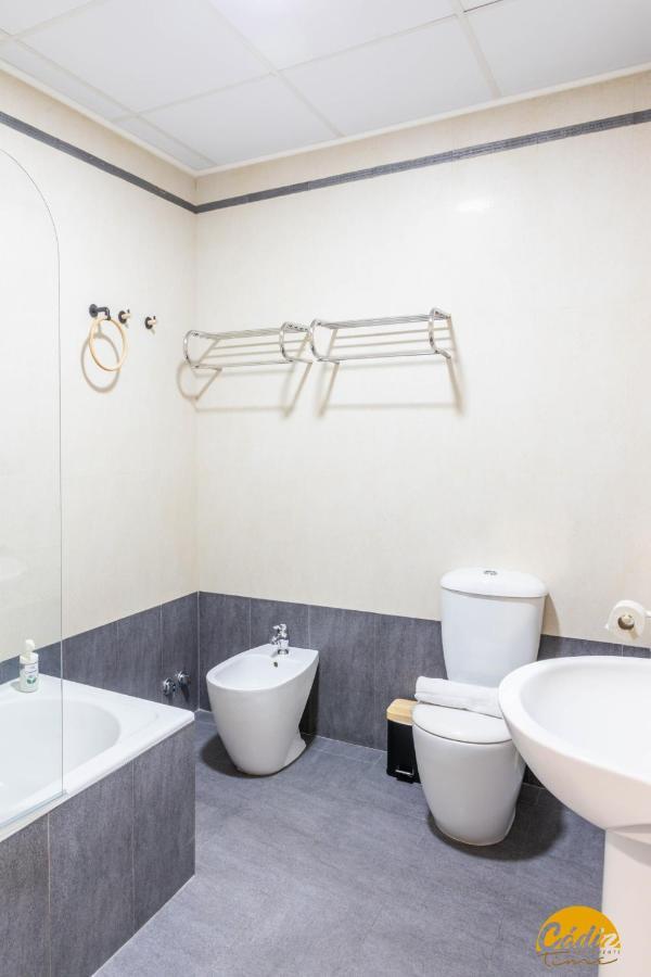 Balcones Del Atlantico - Free Parking By Cadiz Time Apartment Екстериор снимка